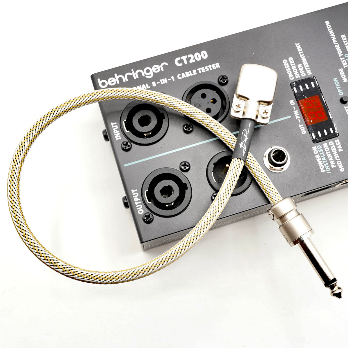 Champagne Deluxe Pedalboard Cable — BP Signature Cables